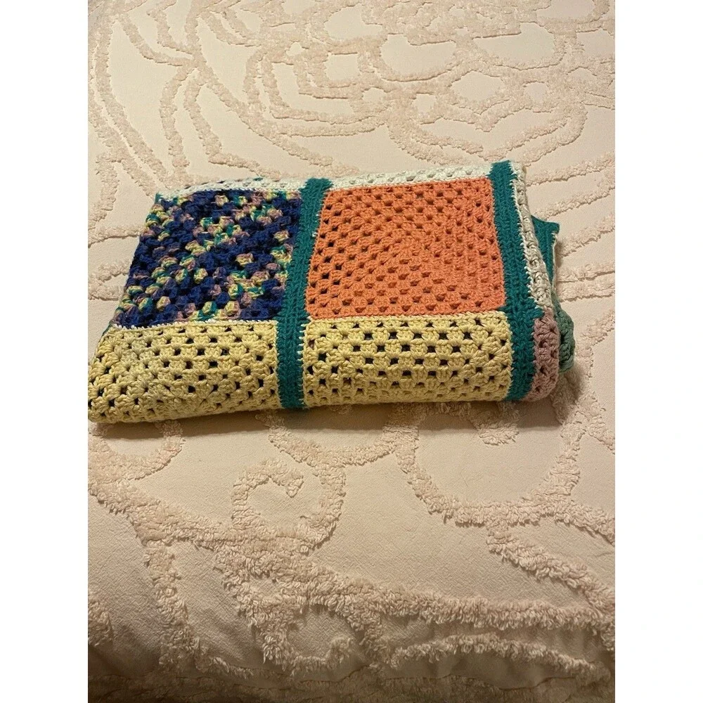 Vintage 1980s Pastel Heavy Crocheted Granny Square Throw Blanket 64x44”
